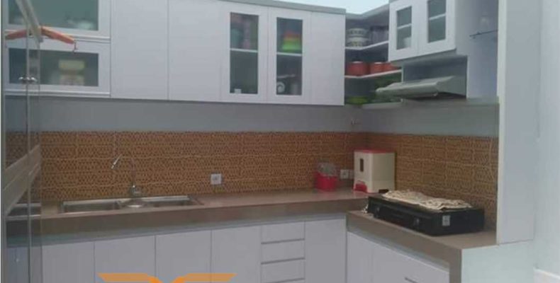 kitchen-set-putih-buat-dibalikpapan